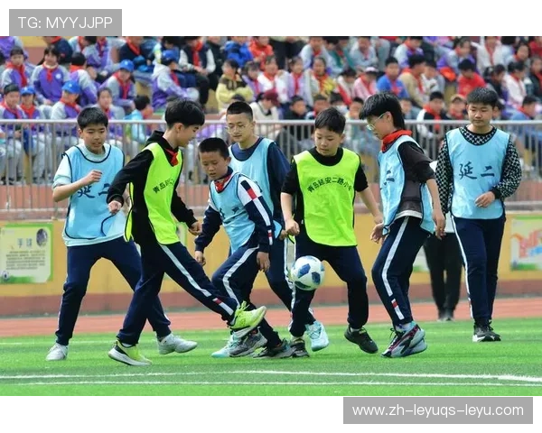 查看中国青少年足球联赛工作会议详情 聚焦青少年足球发展新举措 查看中国青少年足球联赛工作会议详情 聚焦青少年足球发展新举措